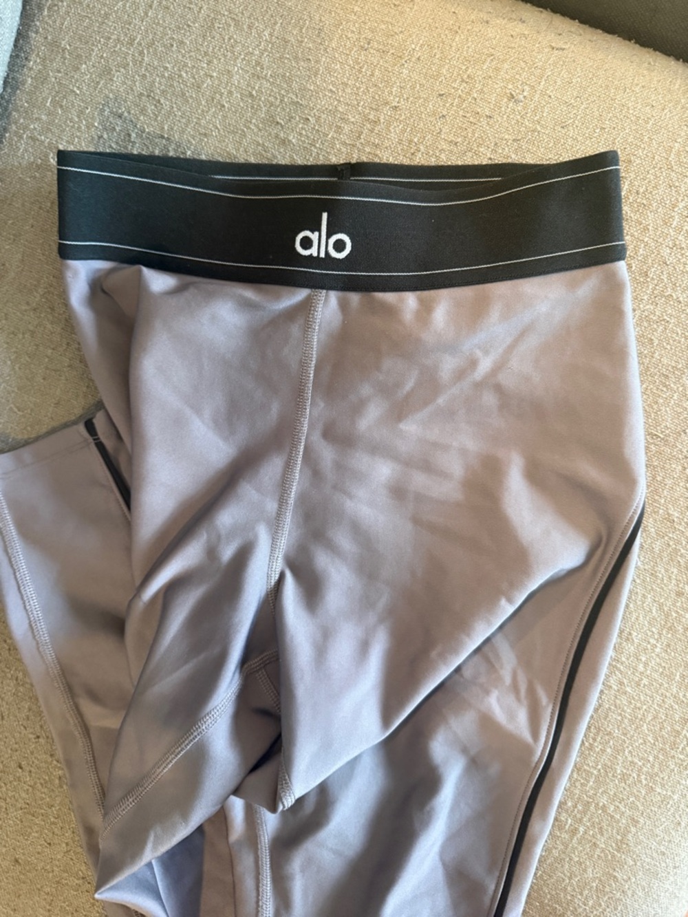 ALO Yoga Lavender-Gray Leggings with Black Waistband